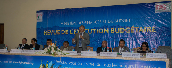 Le taux d’investissement public très faible