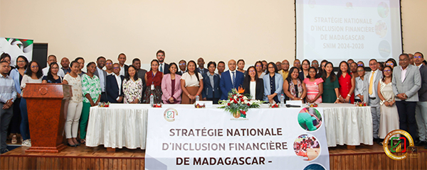 Inclusion financière: la stratégie Nationale 2024-2028 lancée